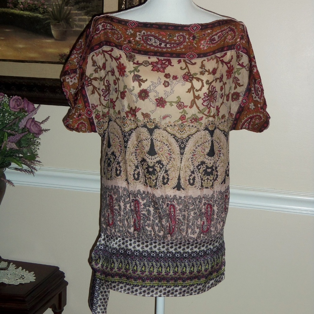 Forever 21 floral paisley silk top S / P